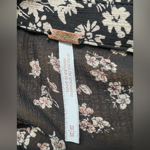 FreePeople Serena Black Floral Blouse Sheer Button Up Ditzy Cottage Witch Size M - Picture 13 of 16